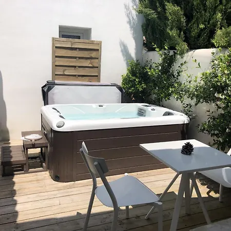 Domaine Rose Tremiere Villa