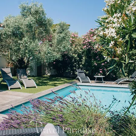 Domaine Rose Tremiere Villa *