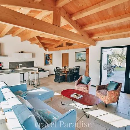 Domaine Rose Tremiere Villa