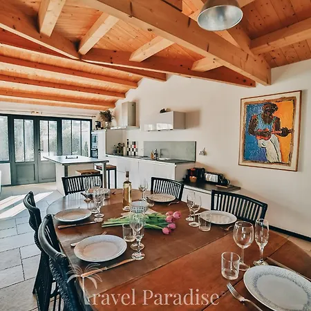 Domaine Rose Tremiere * Rivedoux-Plage